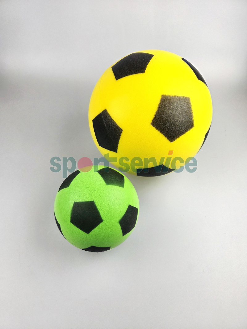 Jalgpall mustade paneelidega (poroloon)