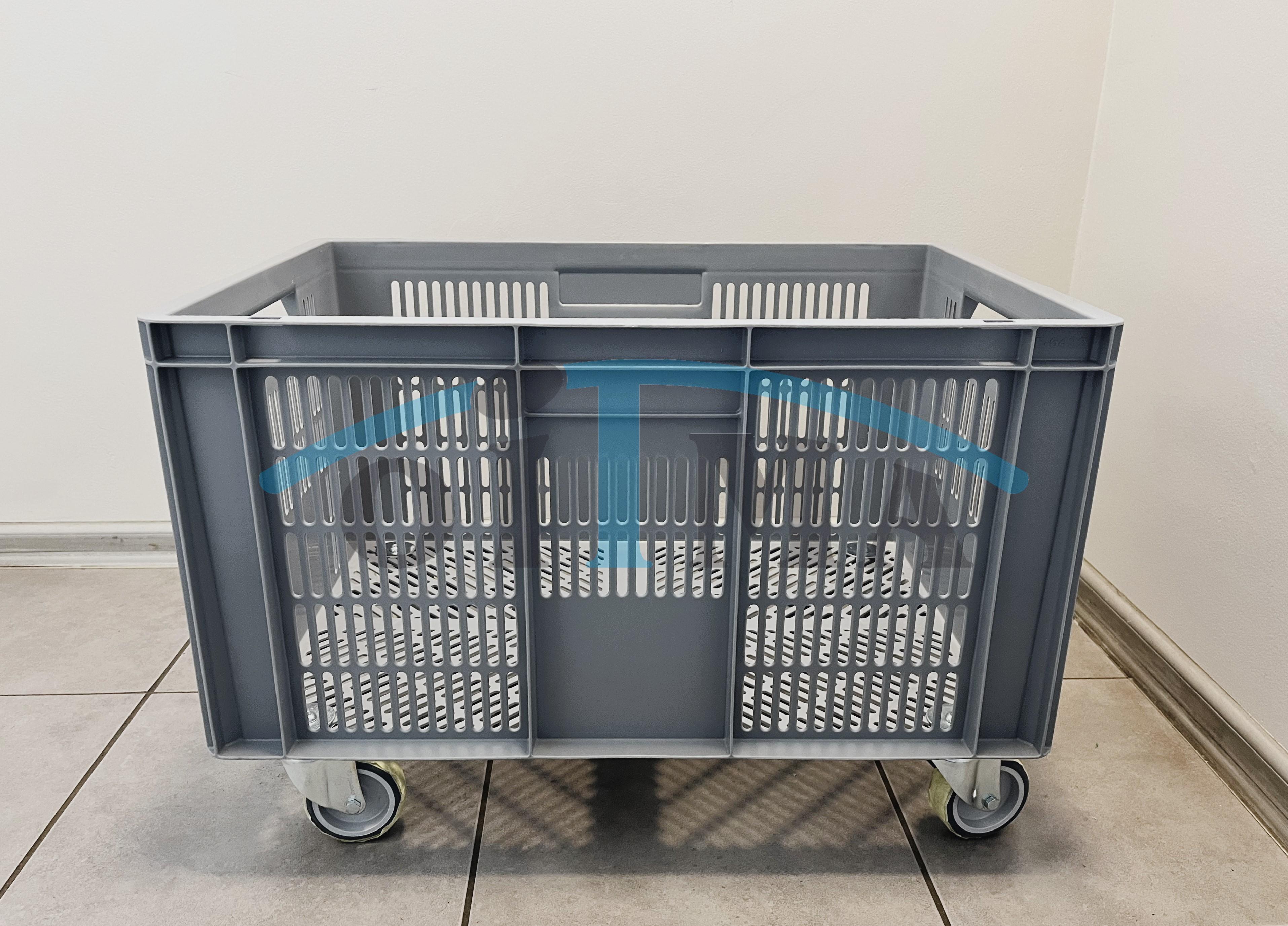 Ratastel plastikust kast 60x40xh41cm